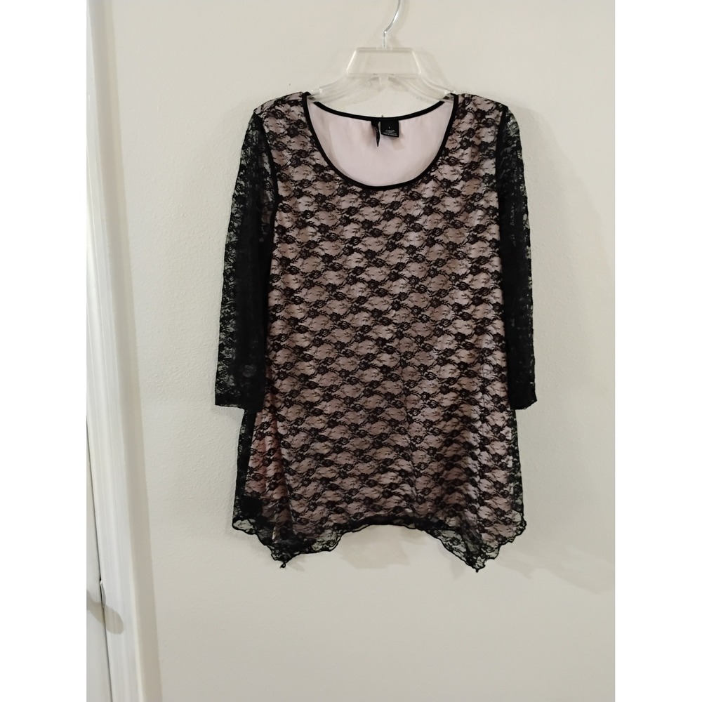 New Directions Womens Black Lace Sharkbite Hem Tunic Top Pink Lining Large